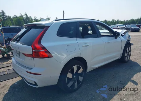 2024 Volvo Xc60 T8 Plus Dark Theme из США, поврежденный, VIN YV4H60DL6R1755096